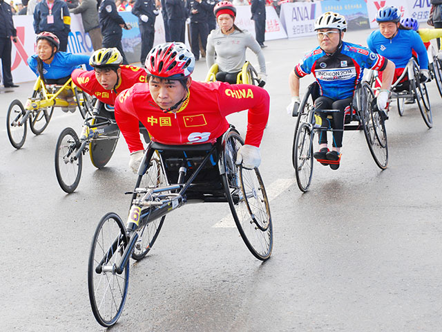 入選獎(jiǎng)《為你加油》 廈門 林勁松.jpg